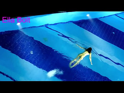 ❤️ Não consigo parar de observar, jovem loira apanhada nadando nua na piscina do resort ELLA BOLT ☑ Porno real em pt-br.xxxdeutschepornos.ru ❤